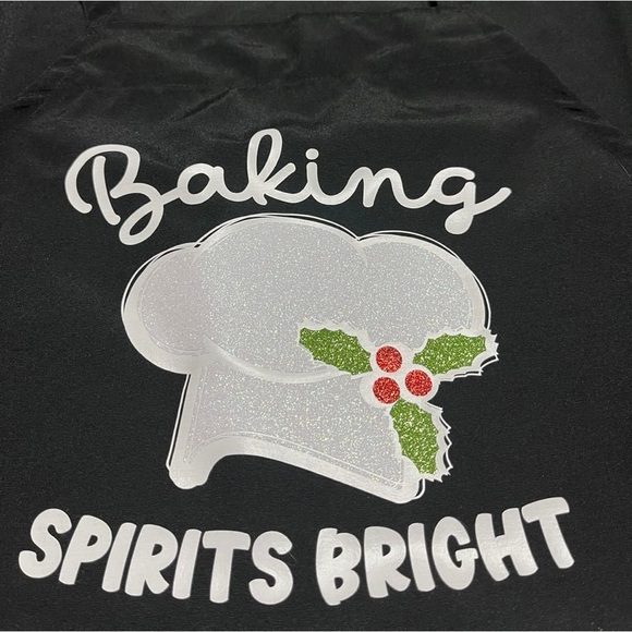 Custom made apron. - Picture 3 of 3